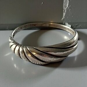 Sterling Silver‎ Ring Domed Wavy Line Design 925 Size 5.25 Pinky Band Vintage